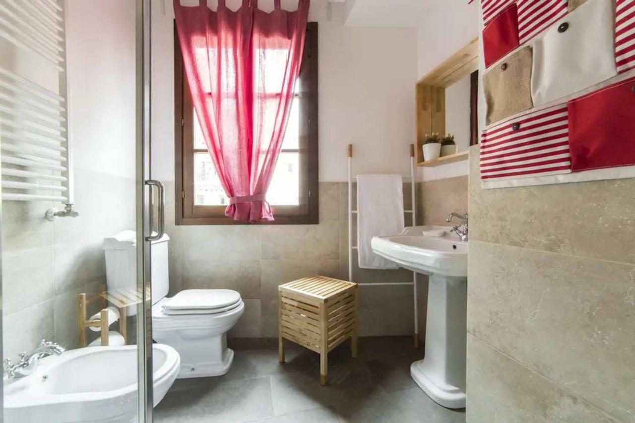 Step To Duomo And The Sights From Refurbished Apartamento Florença